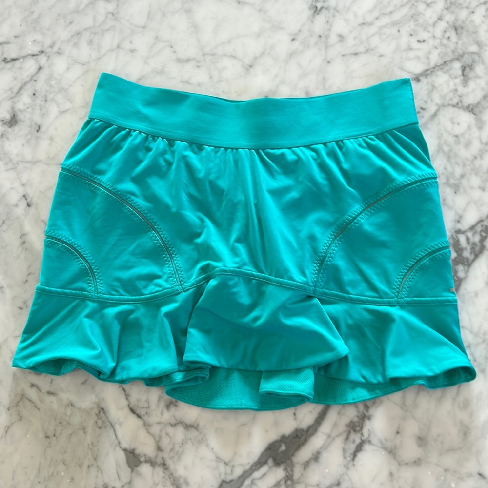Size large Stella Mcartney Adidas tennis skirt.